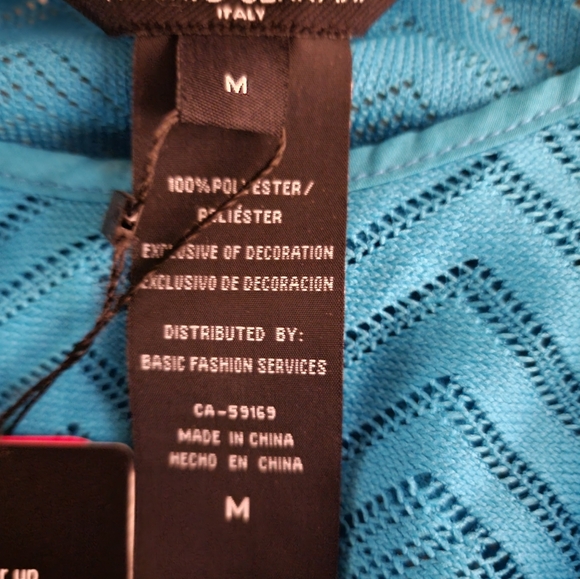 Swimsuit coverup - Picture 3 of 3